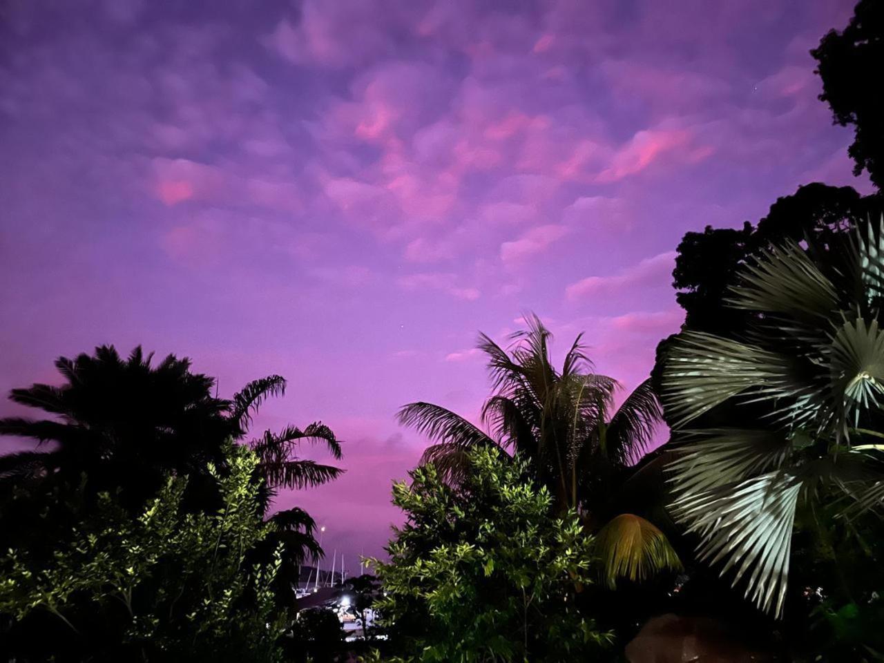 キャバン アパートメント Baie Sainte Anne エクステリア 写真